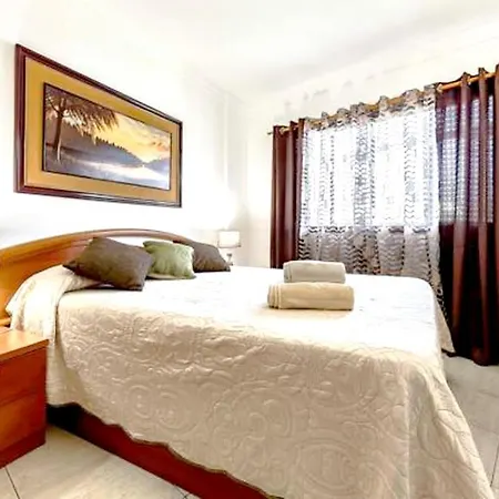 Apartment With One Bedroom In Costa Adeje With Wonderful Mountain View Shared Pool And Wifi Playa de las Américas
