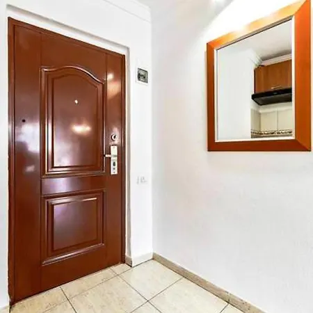Apartment with one bedroom in Costa Adeje with wonderful mountain view shared pool&WiFi Apartament